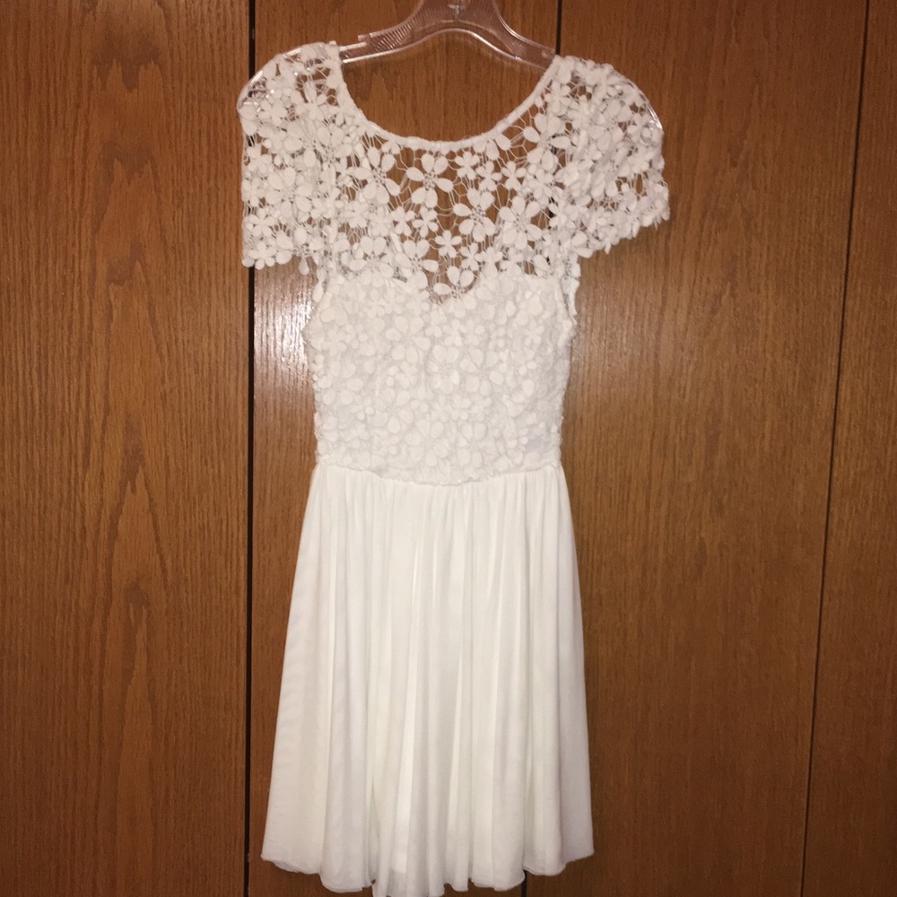 White Xenia flower angel dress